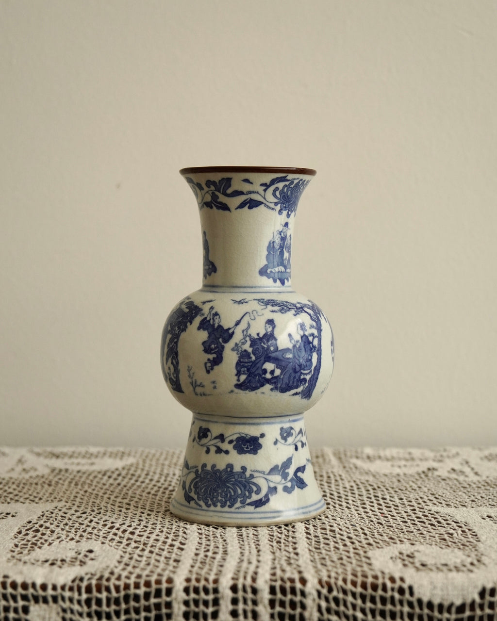 Chinese white and blue ceramic vase