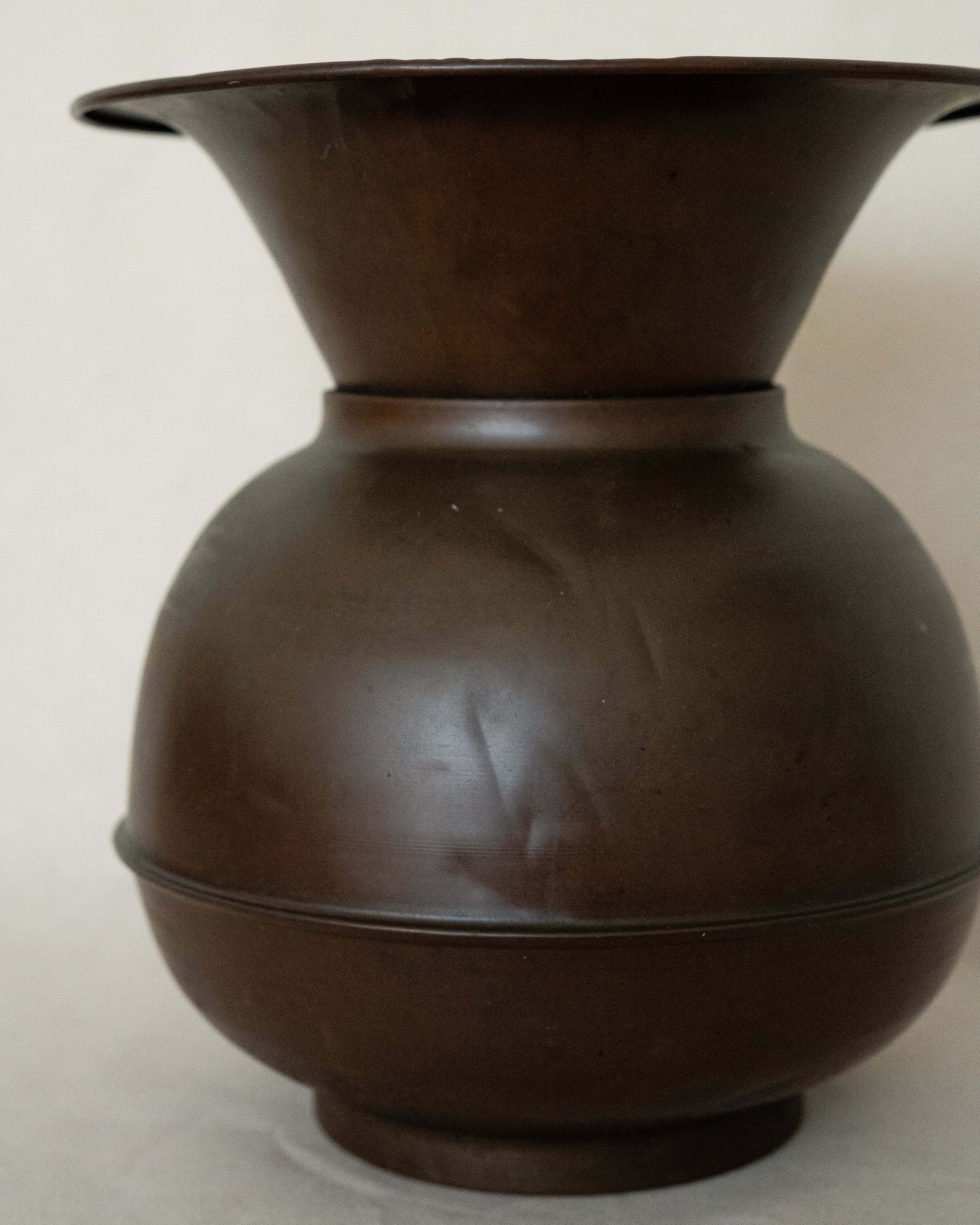 Copper vase pot with tapered neck