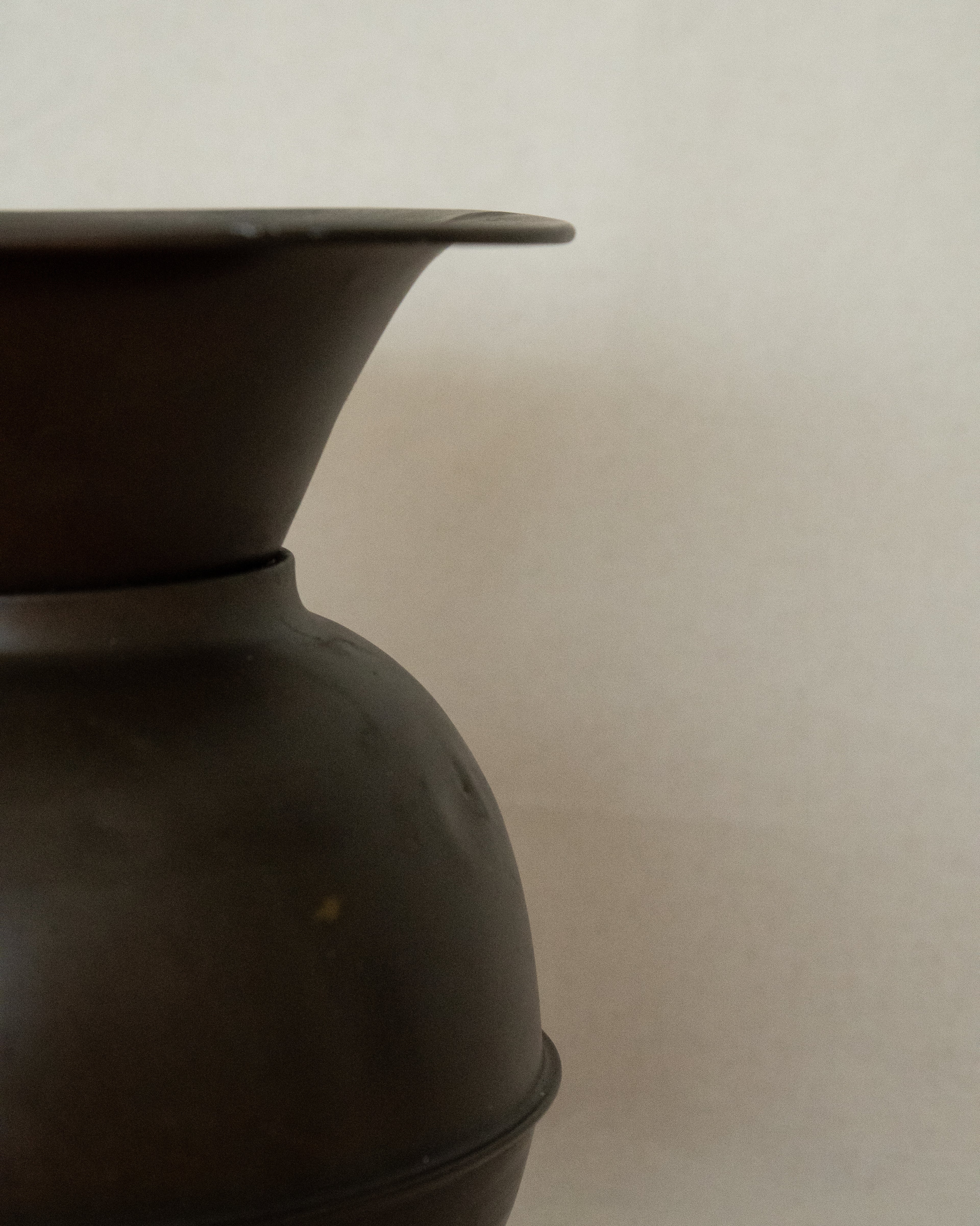 Copper vase pot with tapered neck