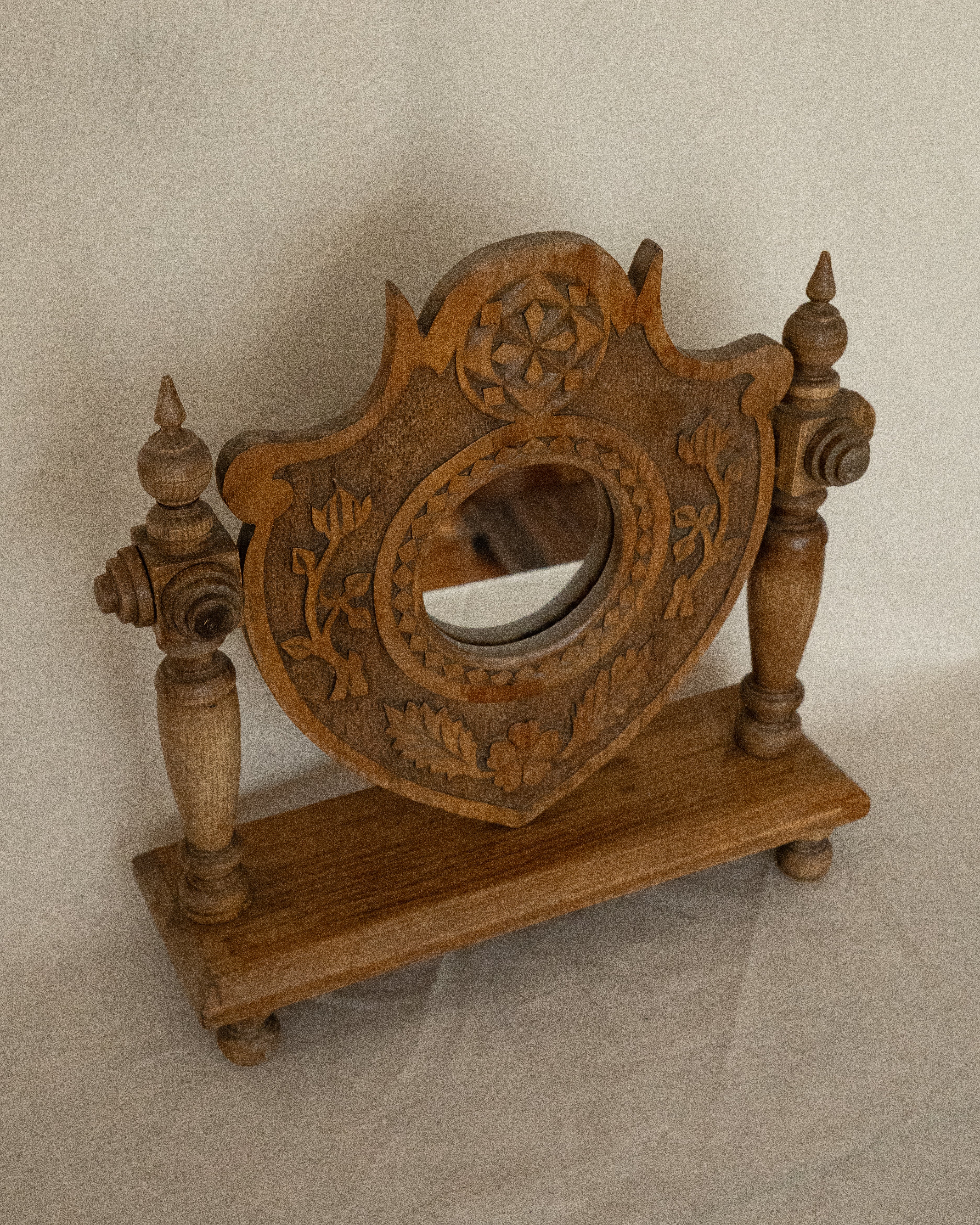 Chip carved wooden table top mirror