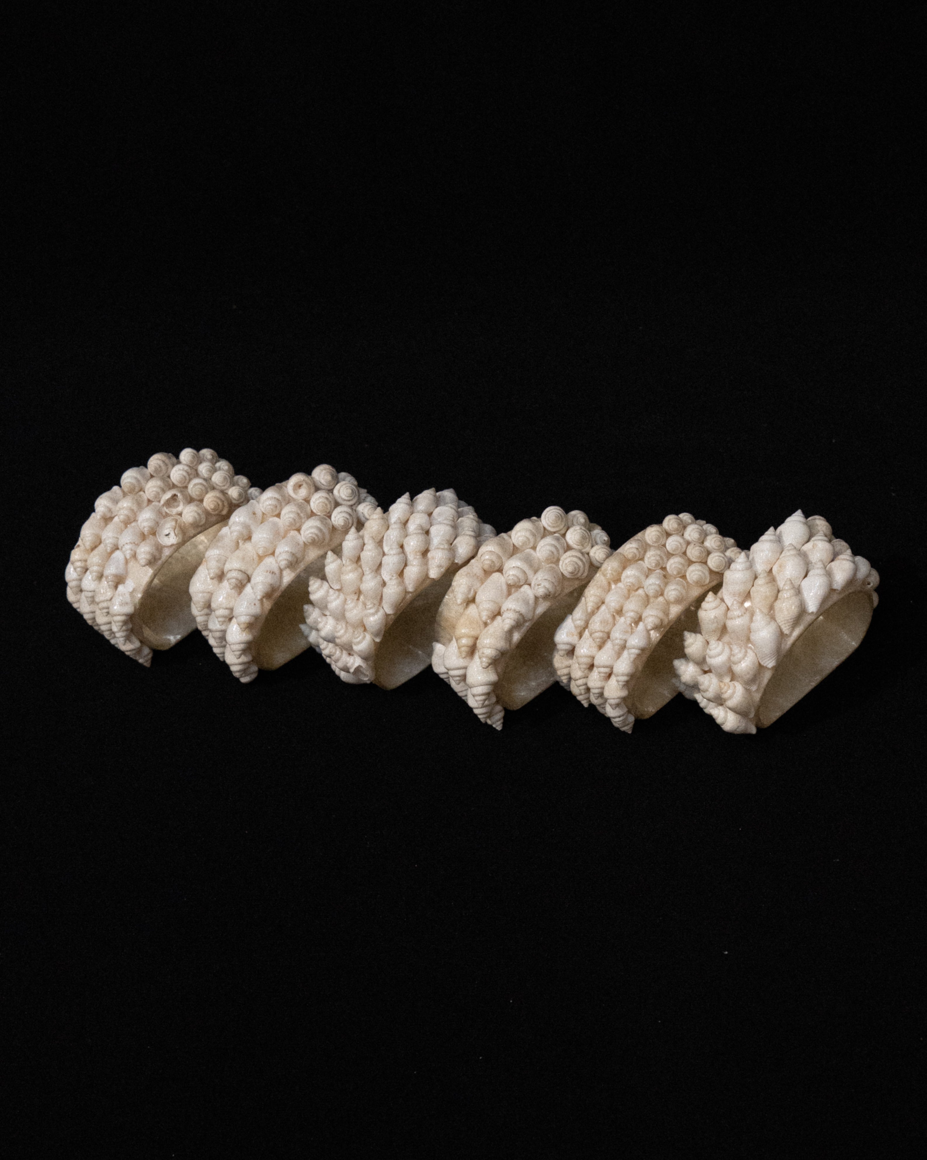 Set of 6 shell napkin holders