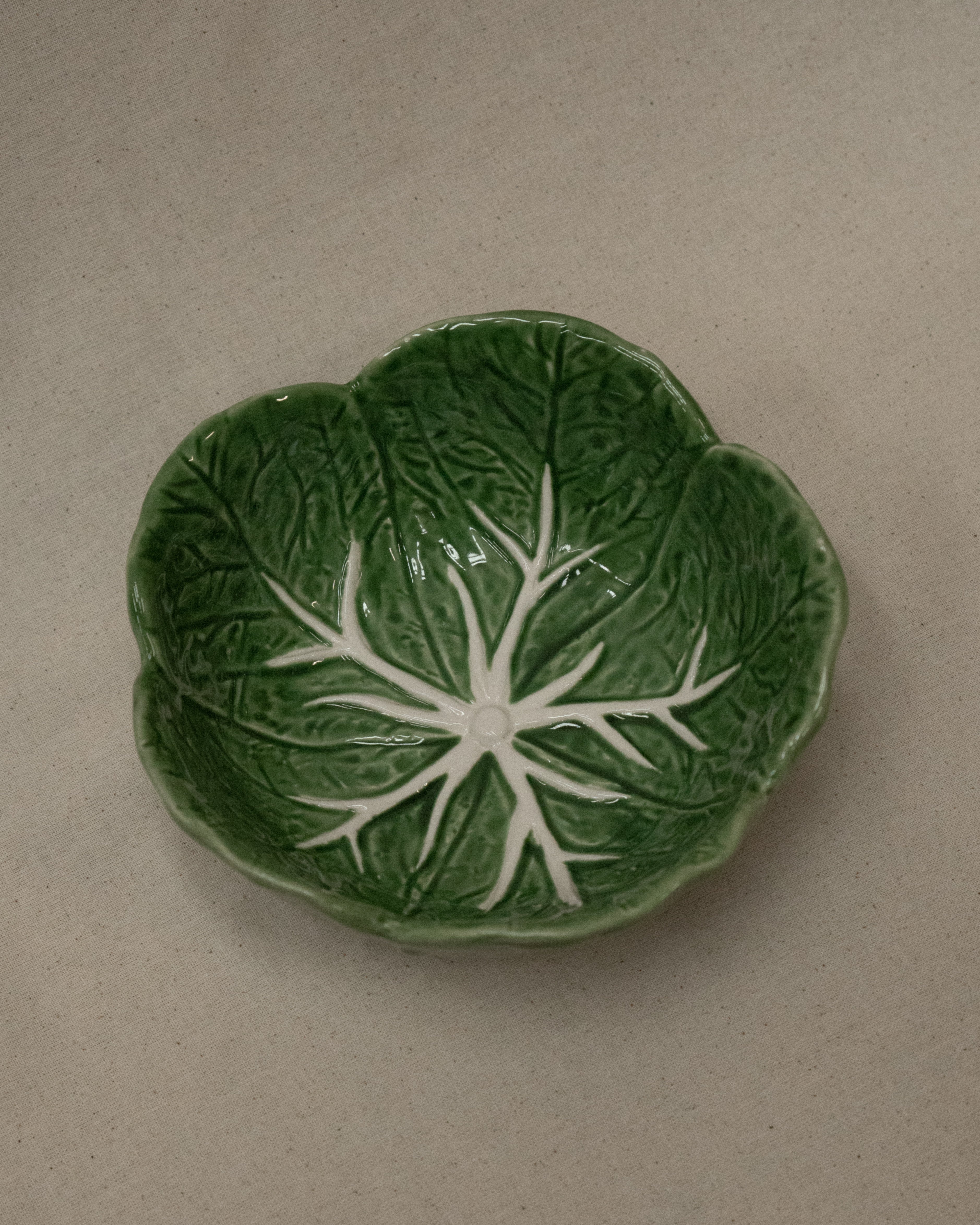Ceramic cabbage bowl