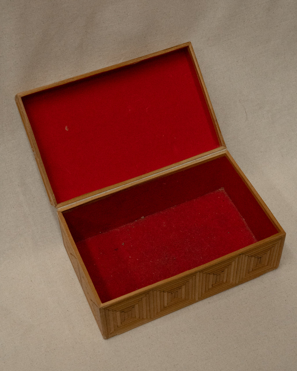 Bamboo geometric pattern trinket box container