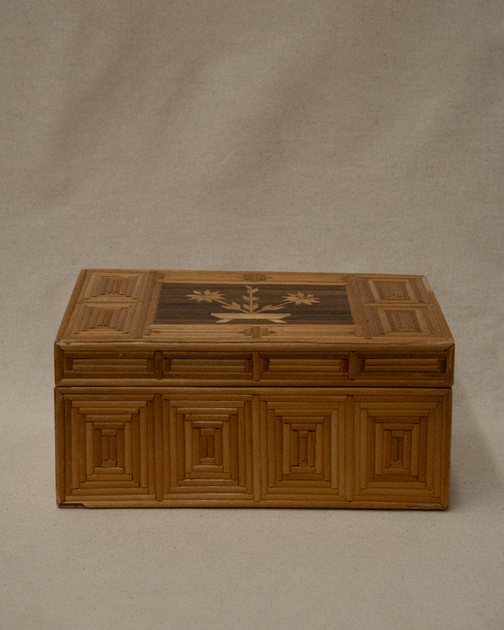 Bamboo geometric pattern trinket box container