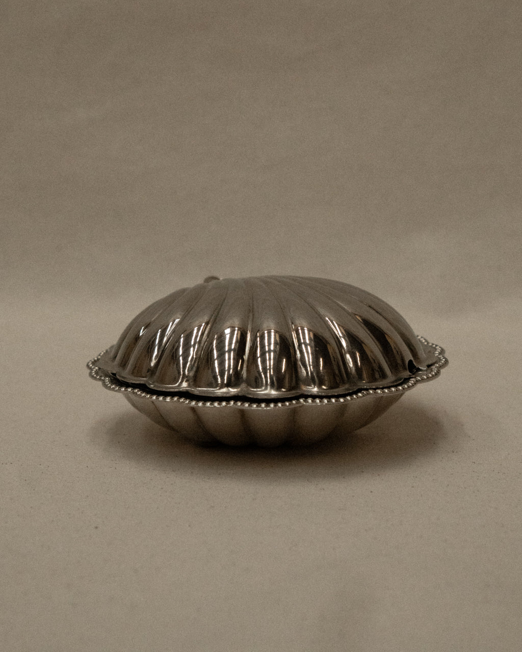 Silver plated clam shell butter trinket dish box