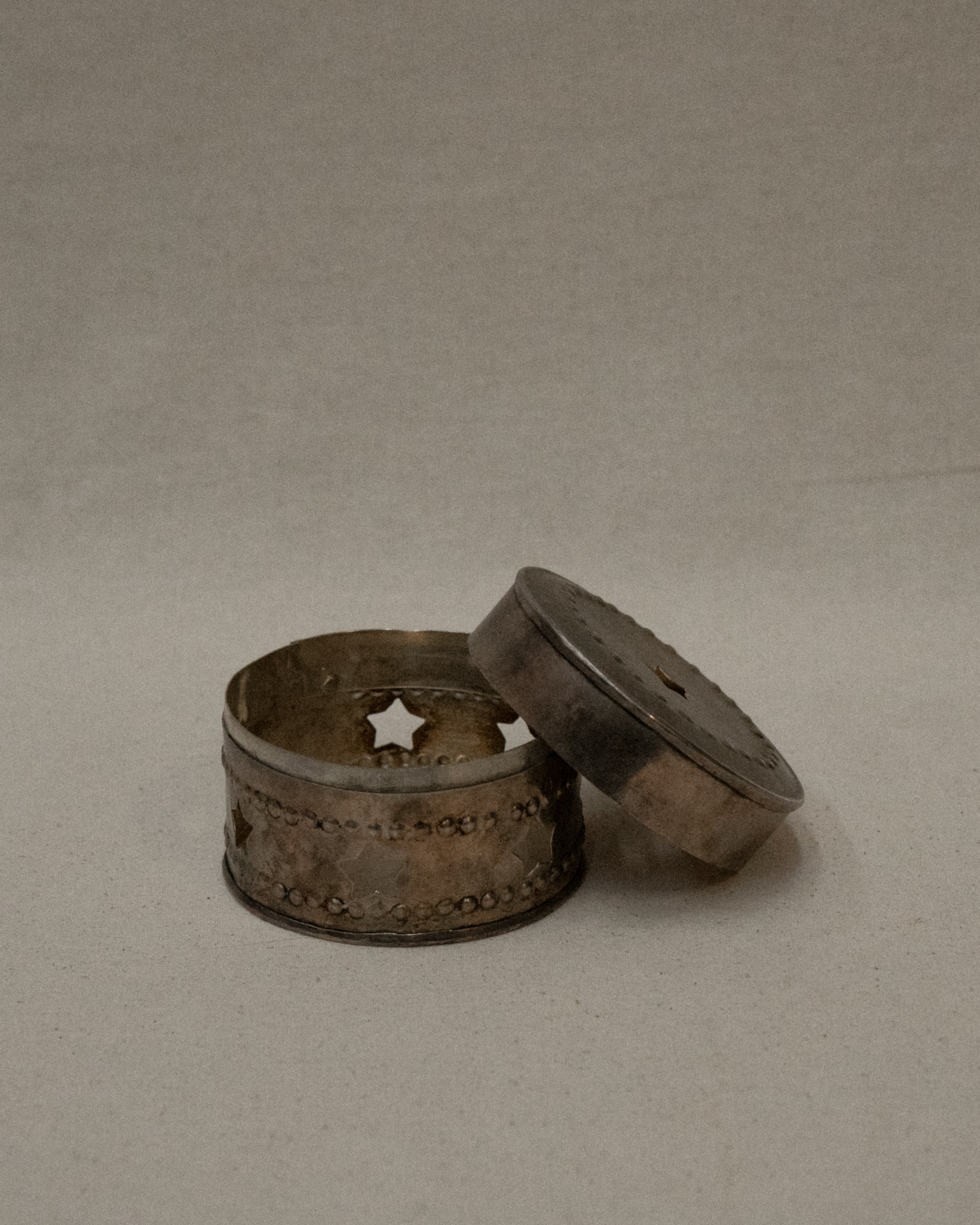 Star cut out silver plated trinket box