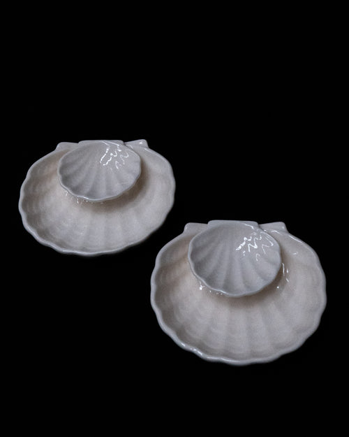 White ceramic shell double dish, Made in Japan