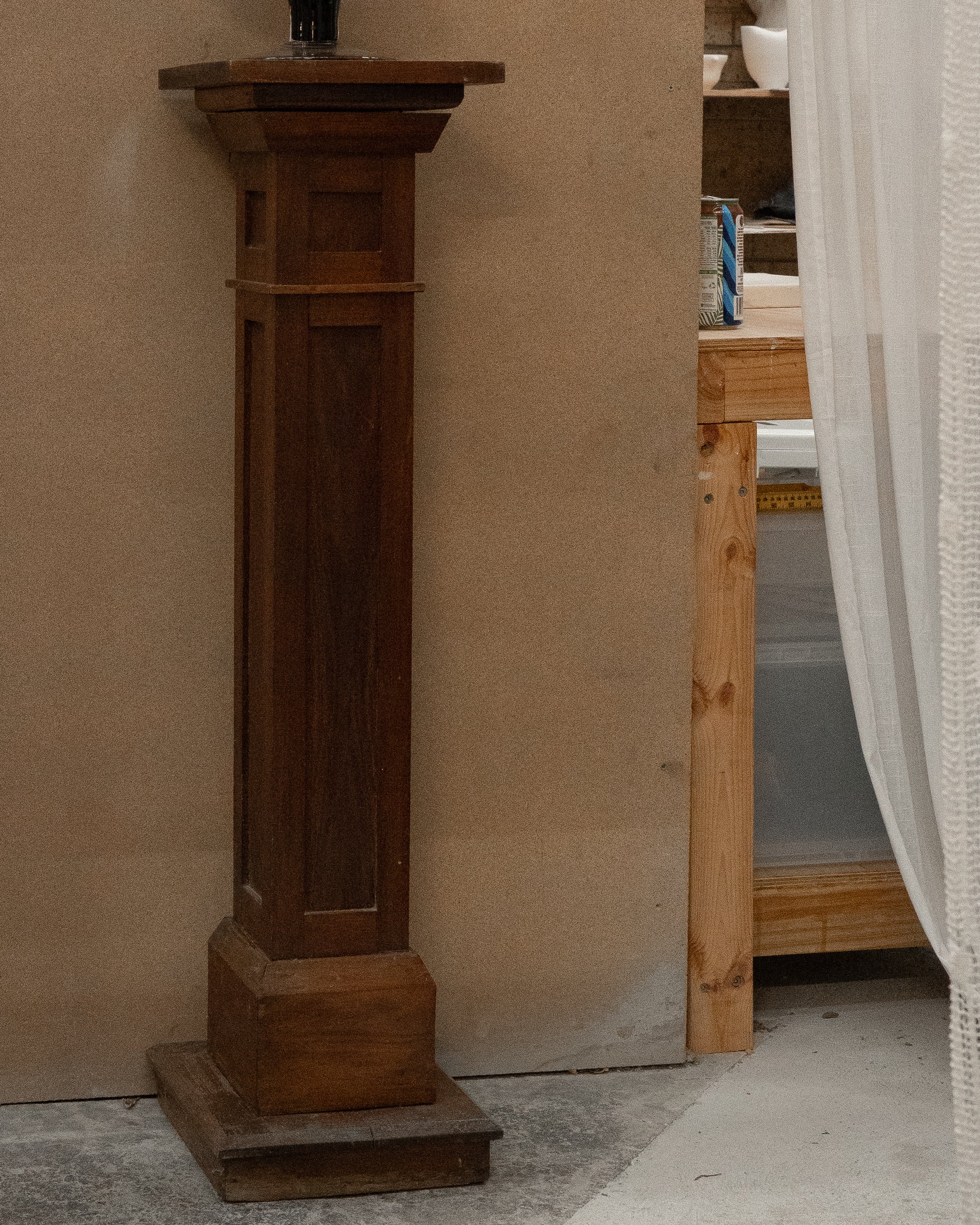 Wooden pedestal/plinth