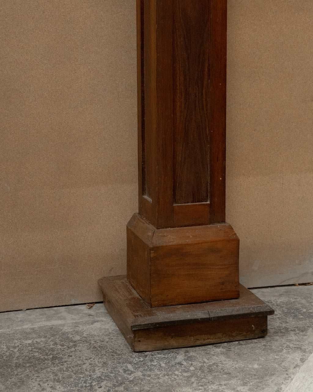 Wooden pedestal/plinth