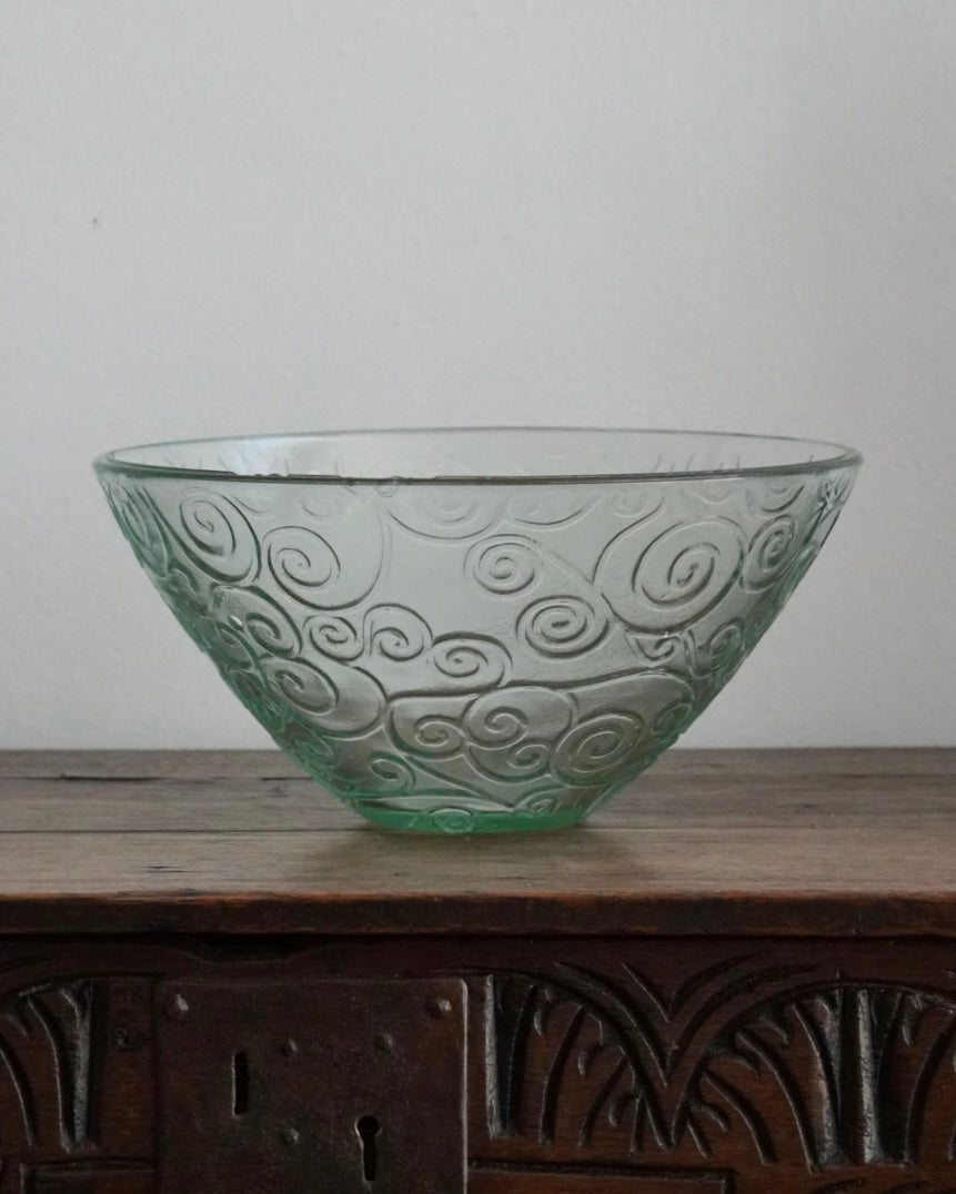 Spiral serving bowl made of recycled glass (Made in Spain)