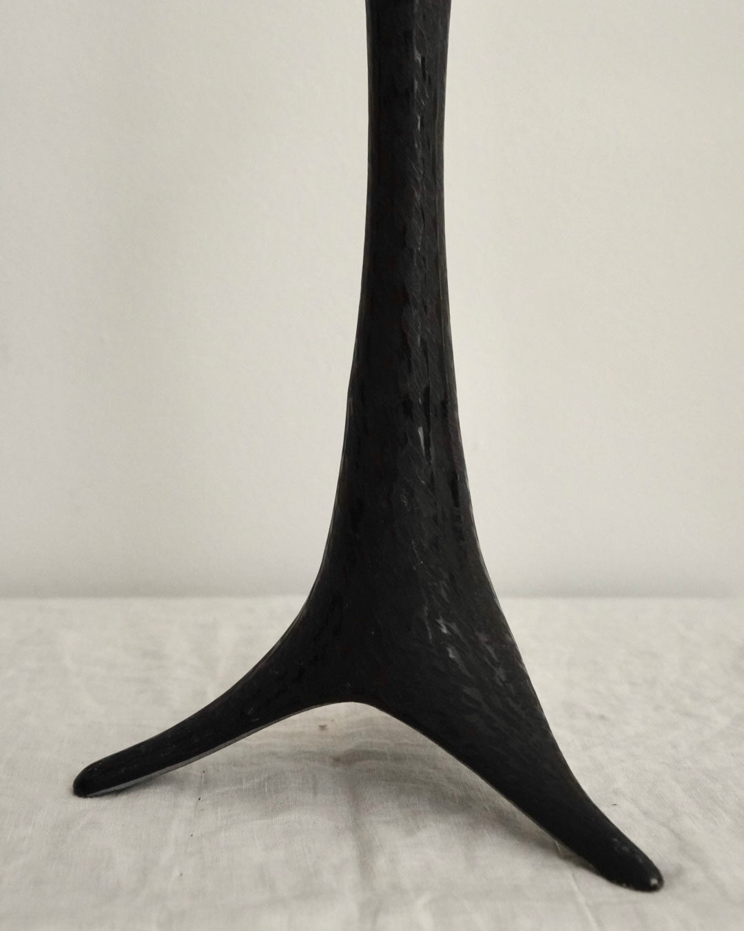 Pair of metal candle holders in black