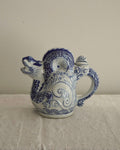 Chinese blue and white ceramic dragon jug/teapot