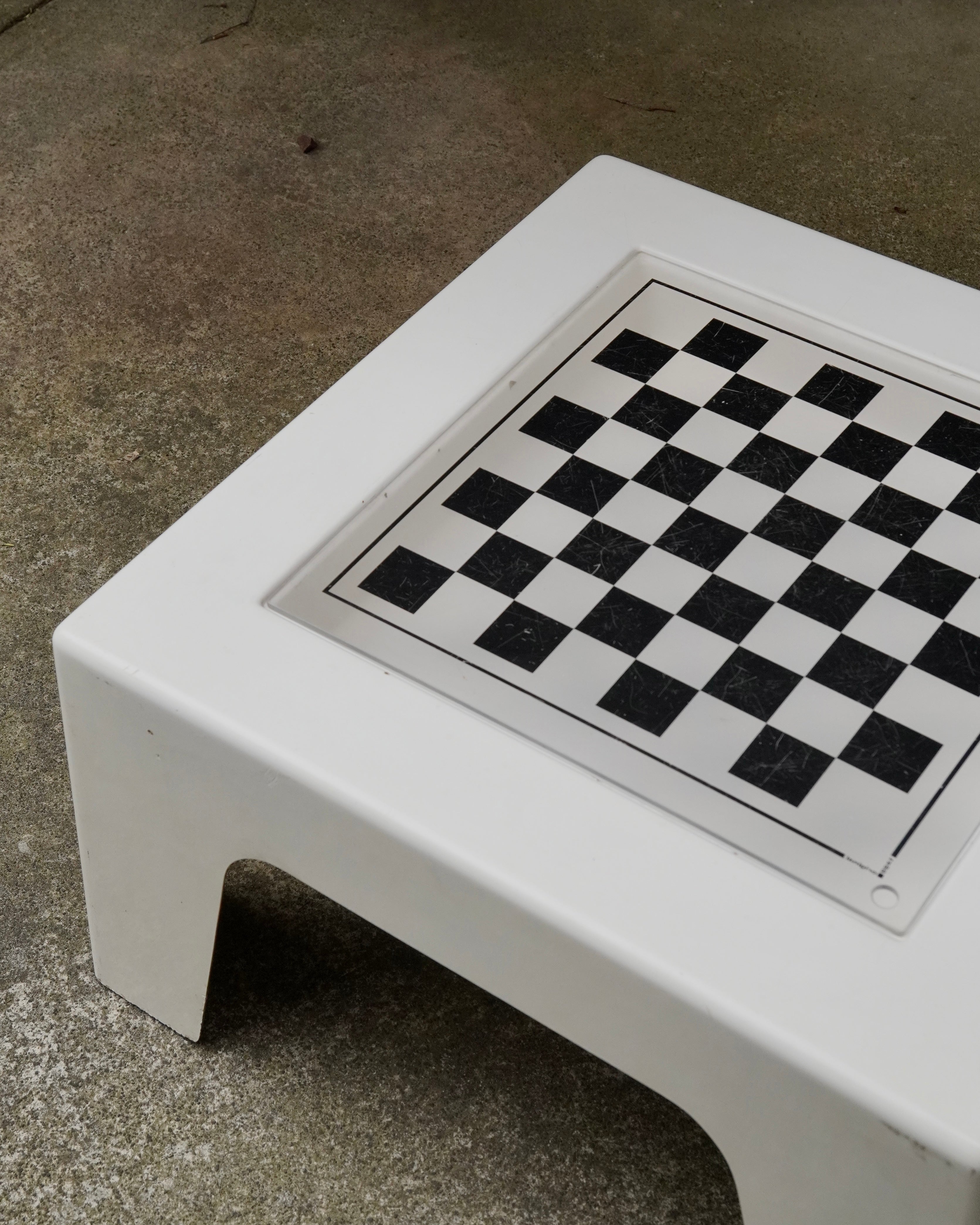 Fiberglass white chess table