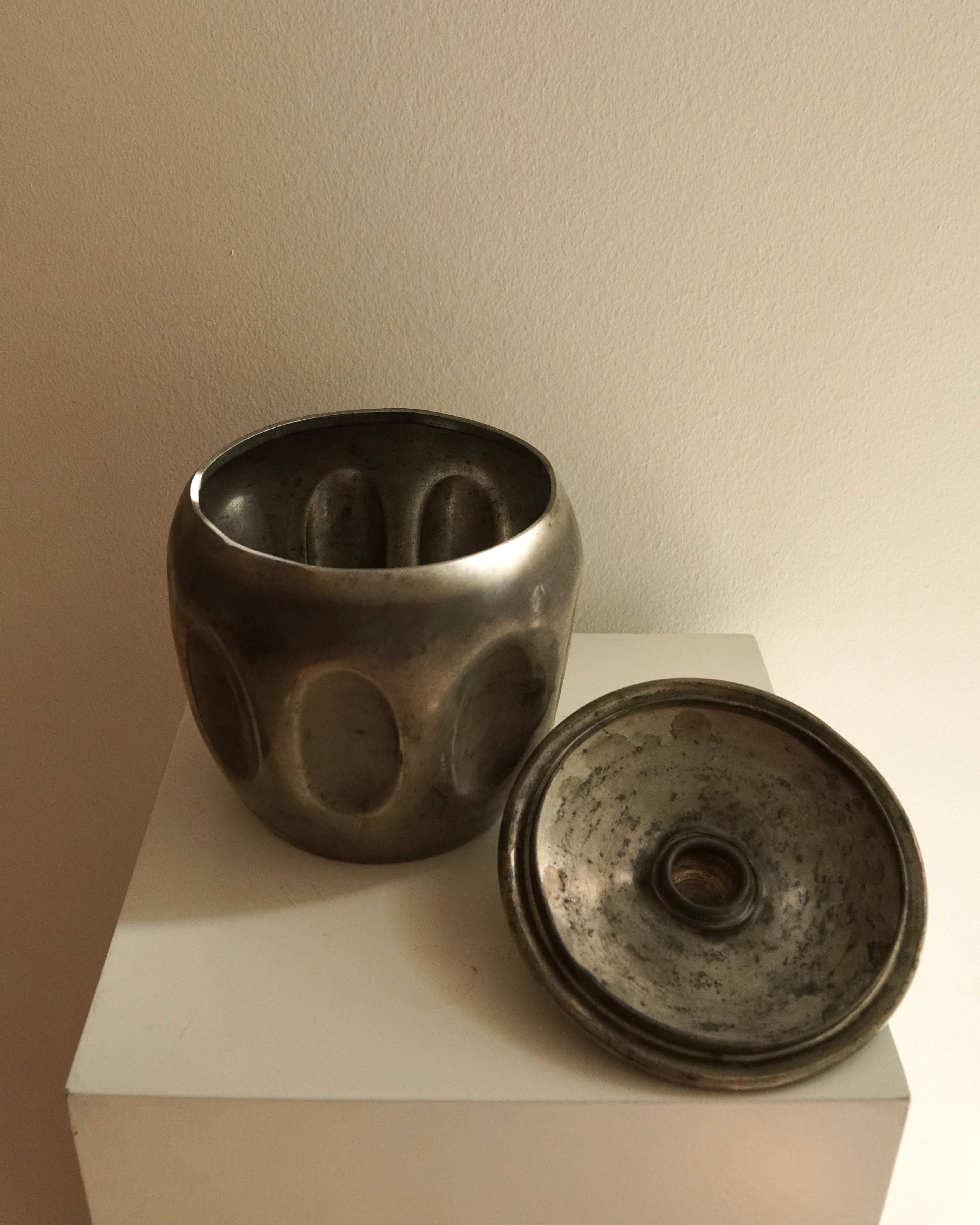 Tin trinket box container